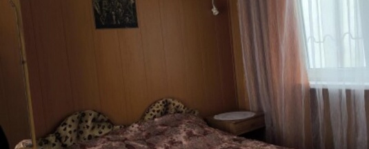 Комната эконом с 1 двуспальной кроватью в Людмила