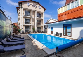 Отель Blue Marlin Hotel в Геленджике