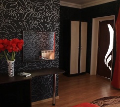 Номер люкс семейный с 1 двуспальной кроватью в Вариант