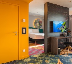 Номер Junior Suite - с двуспальной кроватью в ibis Styles Chelyabinsk