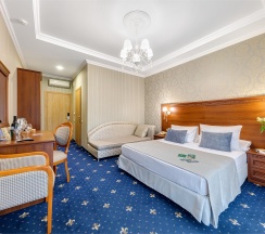 Номер первой категории Стандарт с балконом в Лермонт