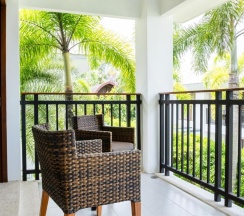 Двухместная Вилла c 1 комнатой двуспальная кровать в Отель Holiday Inn Resort Phuket Karon Beach by IHG