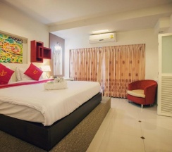 Двухместный люкс двуспальная кровать в Ayara Grand Palace Hotel