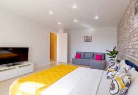 Апартаменты ZebraHome (ЗебраХоум) на Приморском бульваре в Тольятти