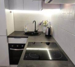 Двухместная студия двуспальная кровать в Апартаменты Румер в современном жилом комплексе у ТЦ Дана Молл