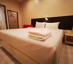 Двухместный номер Standard двуспальная кровать в KKinn South Pattaya Hotel