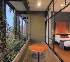 Двухместный номер Luxury с панорамным видом 2 отдельные кровати в Heritance Kandalama