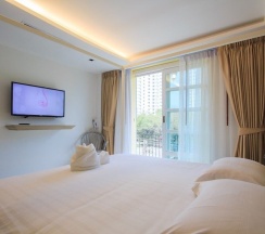 Номер Deluxe с балконом и с видом на сад в De Pastel Hotel