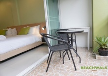 Двухместный номер Deluxe с балконом 2 отдельные кровати в Beachwalk Jomtien