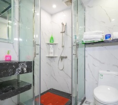 Двухместный номер Deluxe Дуплекс (двуспальная кровать) в Louidon Mega Duplex Apartment - Beijing Rd