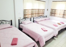 Коттедж с 3 комнатами в Mae Rampung Beach House