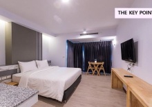 Двухместный номер Standard двуспальная кровать в The Key Point Hotel