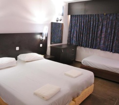 Трёхместный номер Standard в Aquamarine Hotel