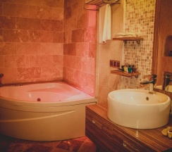 Двухместный люкс Cave Comfort двуспальная кровать в La Casa Cave