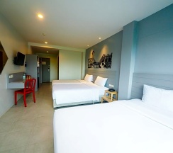 Трёхместный номер Standard в Recenta Style Phuket Town