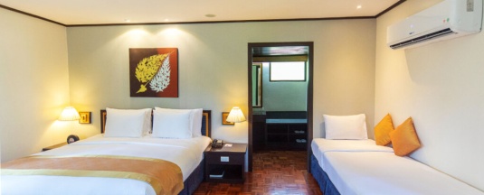 Двухместное бунгало Superior двуспальная кровать в Phi Phi Holiday Resort – SHA Extra Plus