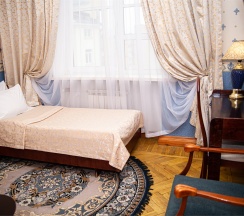 Сингл в Интурист