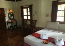 Бунгало Deluxe с балконом в Reuan Thai Village Samui