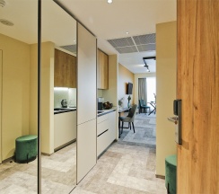 Сити Вип 7 в Ластадие