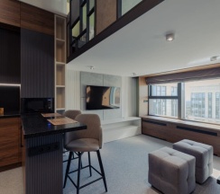 Апартамент 15 - Просторный двухуровневый лофт  с панорамными видами на Москву (с ванной) в Ap-in aparts