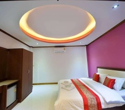 Номер Deluxe с видом на горы в Dusit Phuphaya Resort