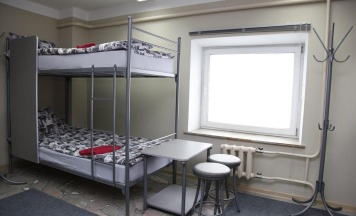 Кровать в 4-местном общем мужском номере в Hostel Inn