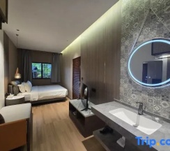 Четырёхместная вилла с 3 комнатами в Howard Johnson by Wyndham Phuket Naiyang