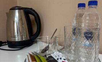 Двухместный номер с 2 раздельными кроватями и общей ванной комнатой в Берёза