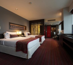 Полулюкс с 2 комнатами в A-One Bangkok Hotel
