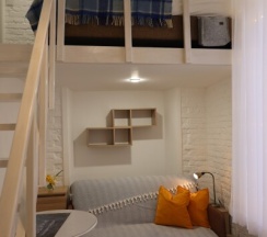 Loft Mini Апартаменты для 2 взрослых (2+1) двуспальная кровать и диван в Loft&Home Apartments