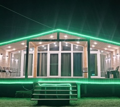 Коттедж Барн-Хаус в Побег из квартиры