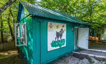 Трёхместный номер Standard с видом на внутренний двор в Экспресс