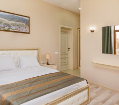 Номер категории "Стандарт" в Royal Hotel & SPA