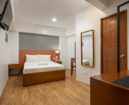 Номер Standard в Ihotel Uptown Bgc