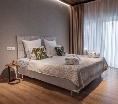 Superior Room  с видом на горы и бассейн в Небо и Горы