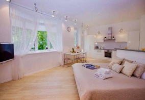 Апартаменты Sunny Svetlogorsk 4 (Санни Светлогорск 4) на улице Аптечная 2 в Светлогорске