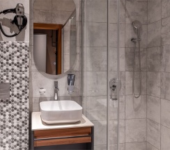Superior Room  с видом на горы и бассейн в Небо и Горы