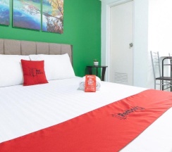 Двухместный номер Standard двуспальная кровать в RedDoorz near C5 Kalayaan Avenue Makati