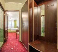 ПОЛУЛЮКС в Red hotel