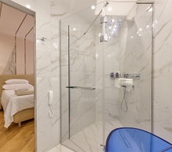 ЛЮКС С ВИДОМ НА МОРЕ СТИХИЯ ВОДЫ в Ostrova