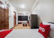 Двухместный номер Standard с балконом двуспальная кровать в OYO 963 Sunshine Guesthouse