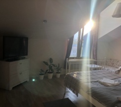 Улучшенный двухместный номер стандарт в Weekend Inn