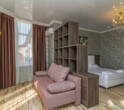 Номер Deluxe (общая ванная комната) в Золотая корона