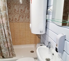 Жёлтый домик на Лисьей Горе в Лисья Гора