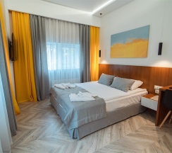 Стандарт двухместный (с одной двуспальной кроватью) в Уют-парк