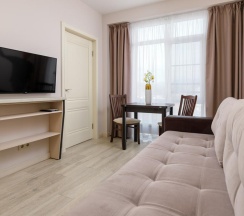 4-местные апартаменты с отдельной спальней (#71, 72, 138) в Geo Apart