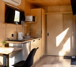 Дом для двоих с панорамными окнами и открытой террасой №1 в Уютные Ёлы