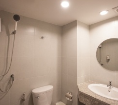 Двухместный номер Standard двуспальная кровать в Recenta Style Phuket Town