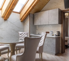 Апартаменты с балконом и видом на горы в Stellar collection chalet, Krasnaya Polyana