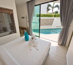 Вилла с 2 комнатами с балконом в Tropicana Pool Villa